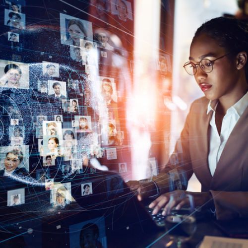 Waarom een bedrijfsbeleid voor generatieve AI essentieel is